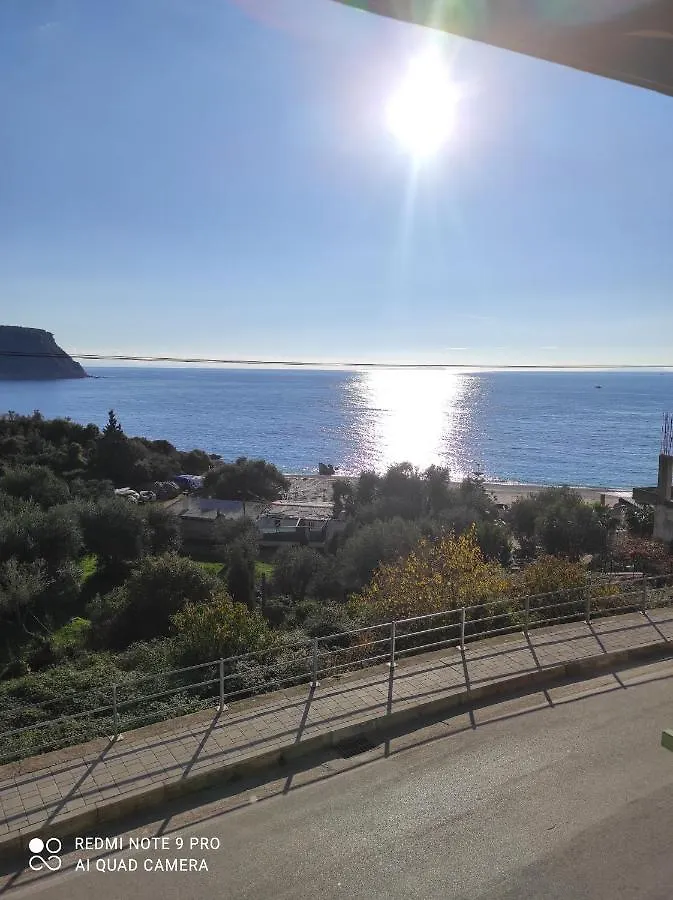 Lazaris Kwstas Rooms Himare