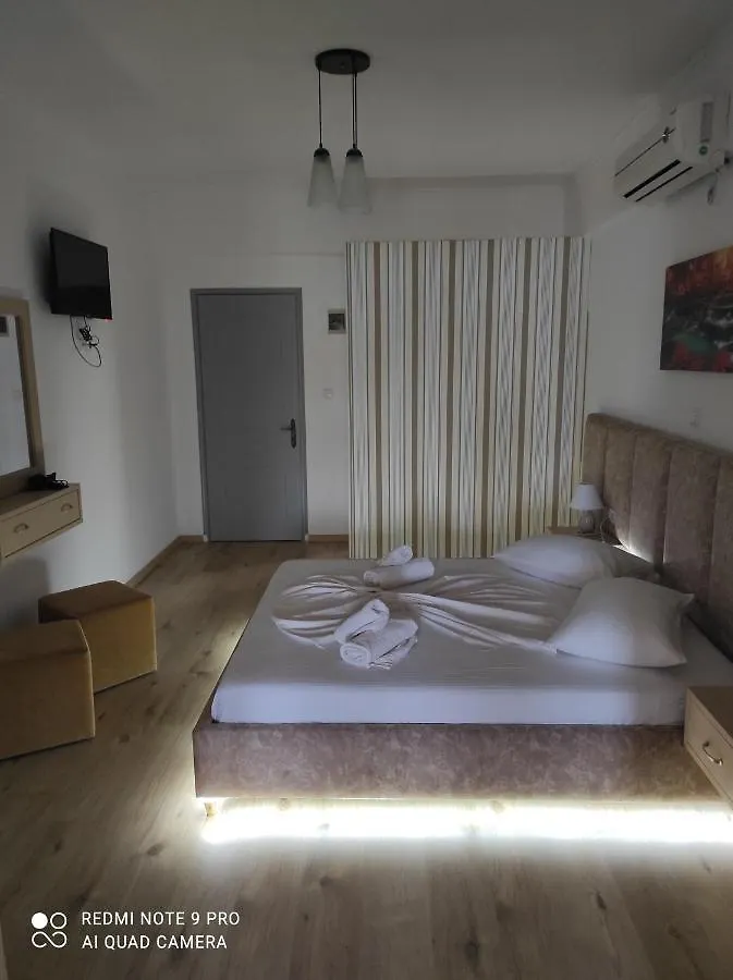 Apartment Lazaris Kwstas Rooms Himare