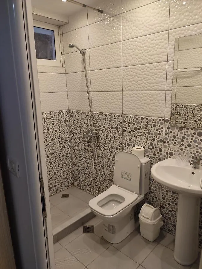 Lazaris Kwstas Rooms Himarë