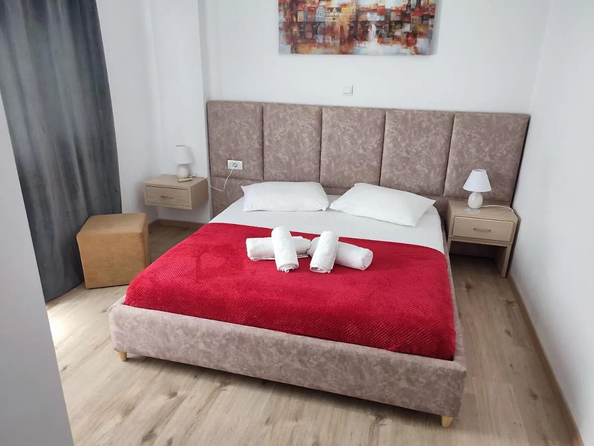 Lazaris Kwstas Rooms Himare Albania