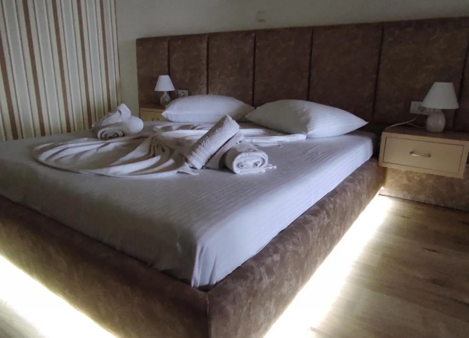 Lazaris Kwstas Rooms Himare Apartamento