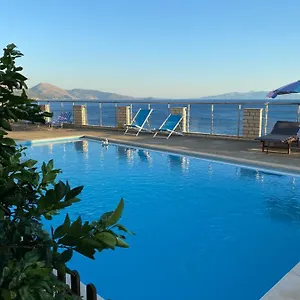 Ionian Bay Appartement