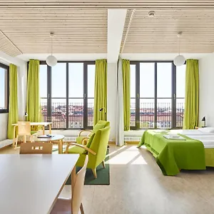 Toeoeloe Towers Hotel apartamentowy Helsinki